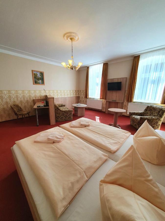 Hotel Garni Dekorahaus Bad Schandau Kültér fotó