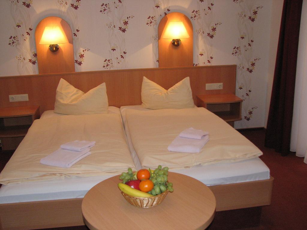 Hotel Garni Dekorahaus Bad Schandau Szoba fotó